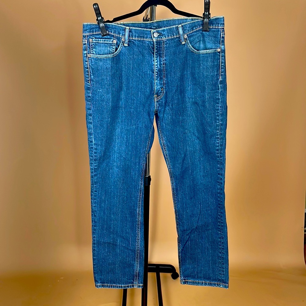Levi’s- NWOT Dark Blue straight leg 40/30 Jeans
